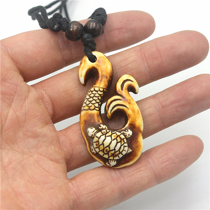 RUEMOY Naszyjniki z zawieszką  – Resin Art Necklace recenzja i cena