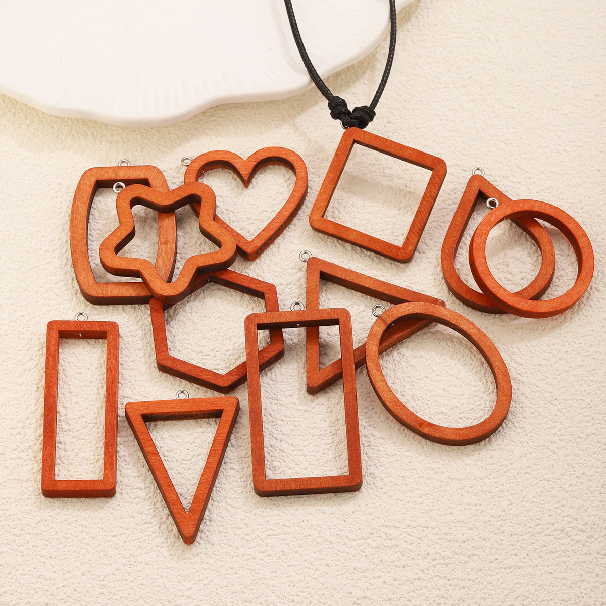 10 SZT. Drewniane geometryczne – Resin Art Pendant recenzja i cena